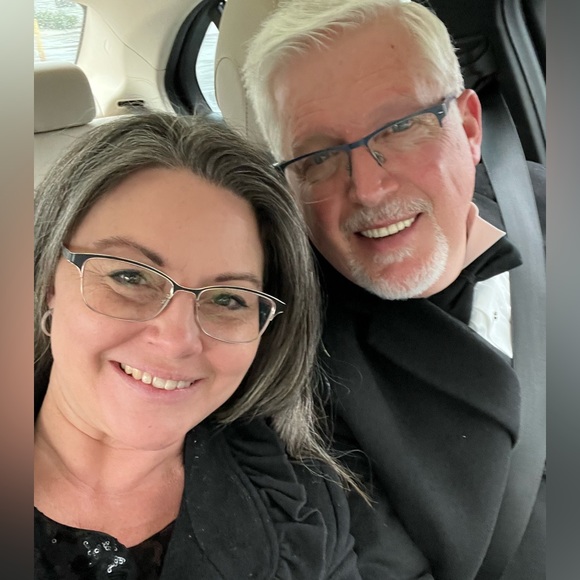 Meet your Posher, Andrew and Amy - Picture 8 of 13